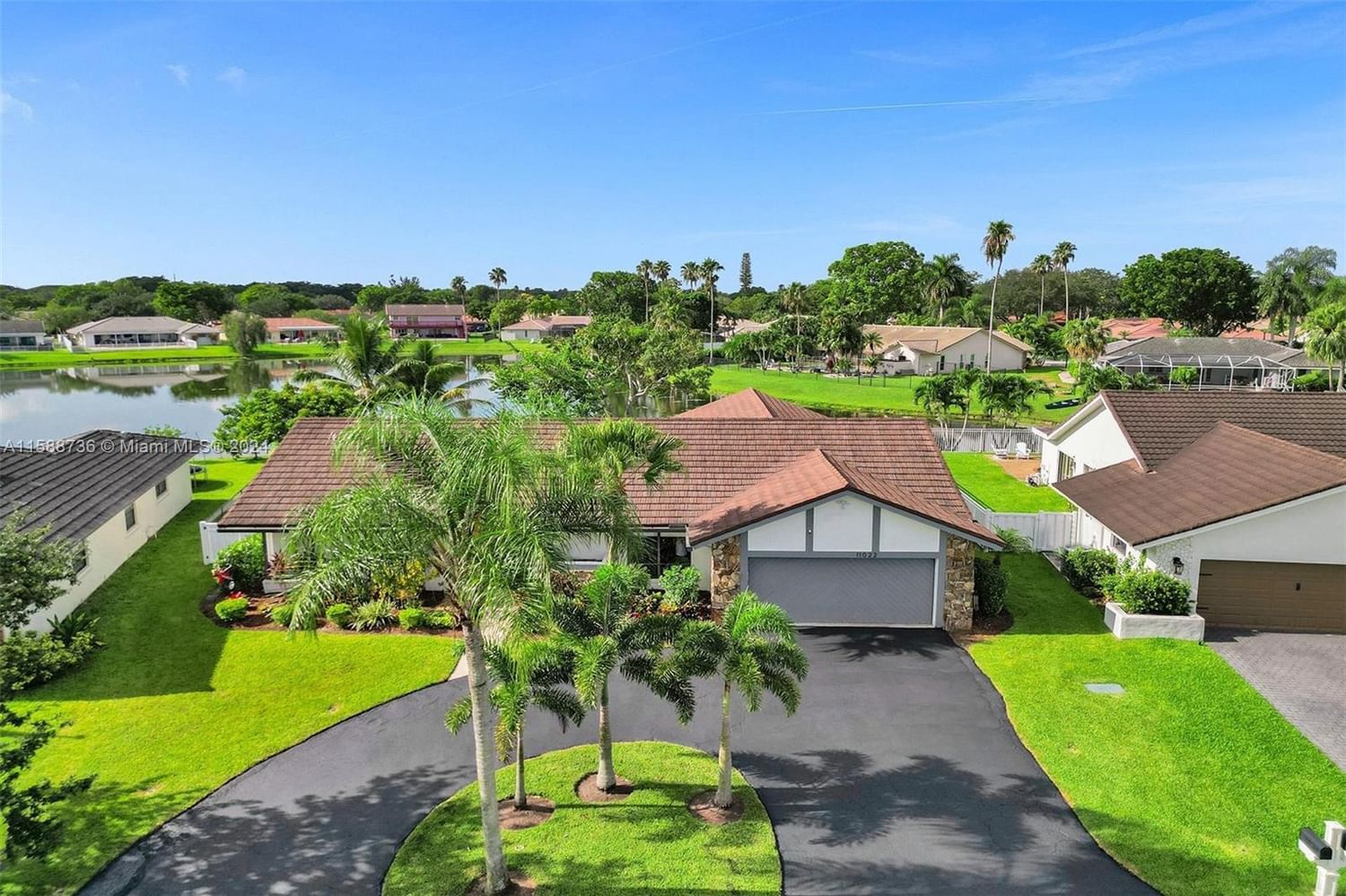 Real estate property located at 11022 19th St, Broward County, CYPRESS RUN, Coral Springs, FL