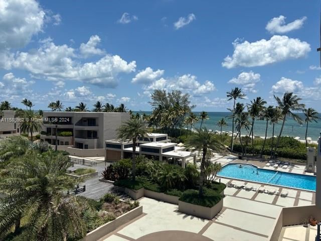 Real estate property located at 201 Crandon Blvd #440, Miami-Dade County, KEY COLONY NO 1, Key Biscayne, FL