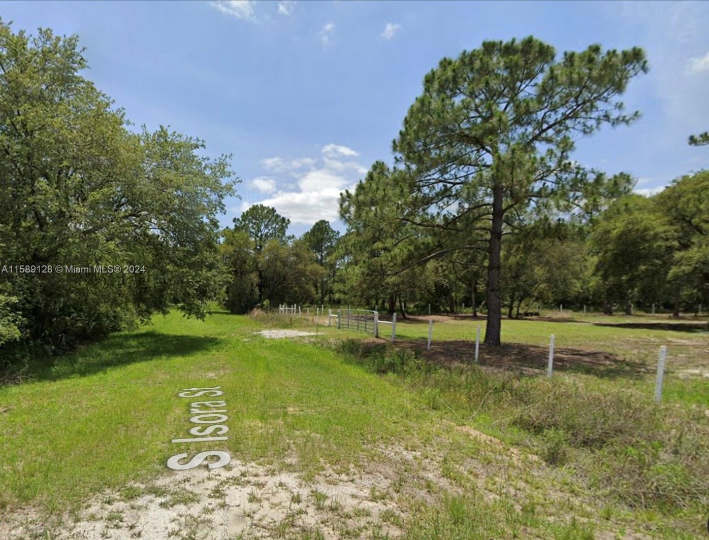 Real estate property located at 620 Isora St., Hendry County, Montura Ranch, Clewiston, FL