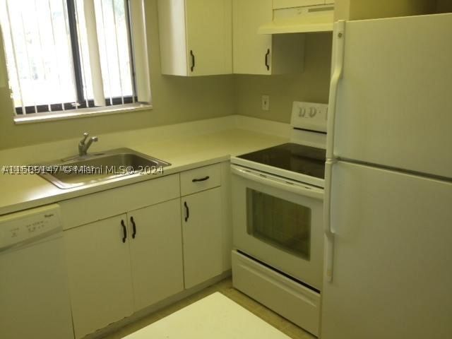 Real estate property located at , Broward, Courtyards At Davie Condo, Davie, FL