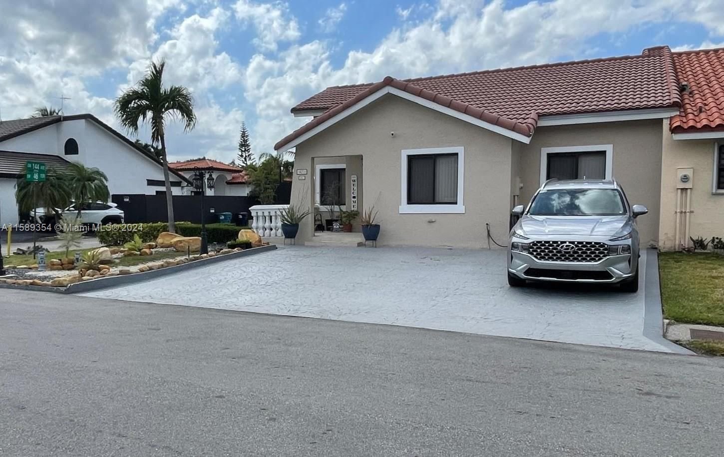 Real estate property located at 14371 46th Ter #14371, Miami-Dade County, BIRD LAKES TOWNHOUSE SEC, Miami, FL
