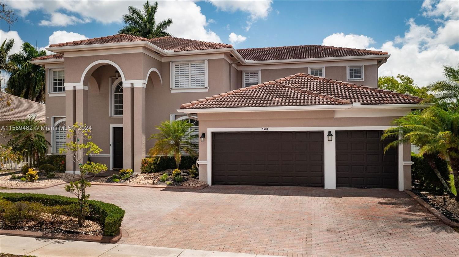 Real estate property located at 2301 185th Ave, Broward County, HARBOUR LAKES ESTATES, Miramar, FL