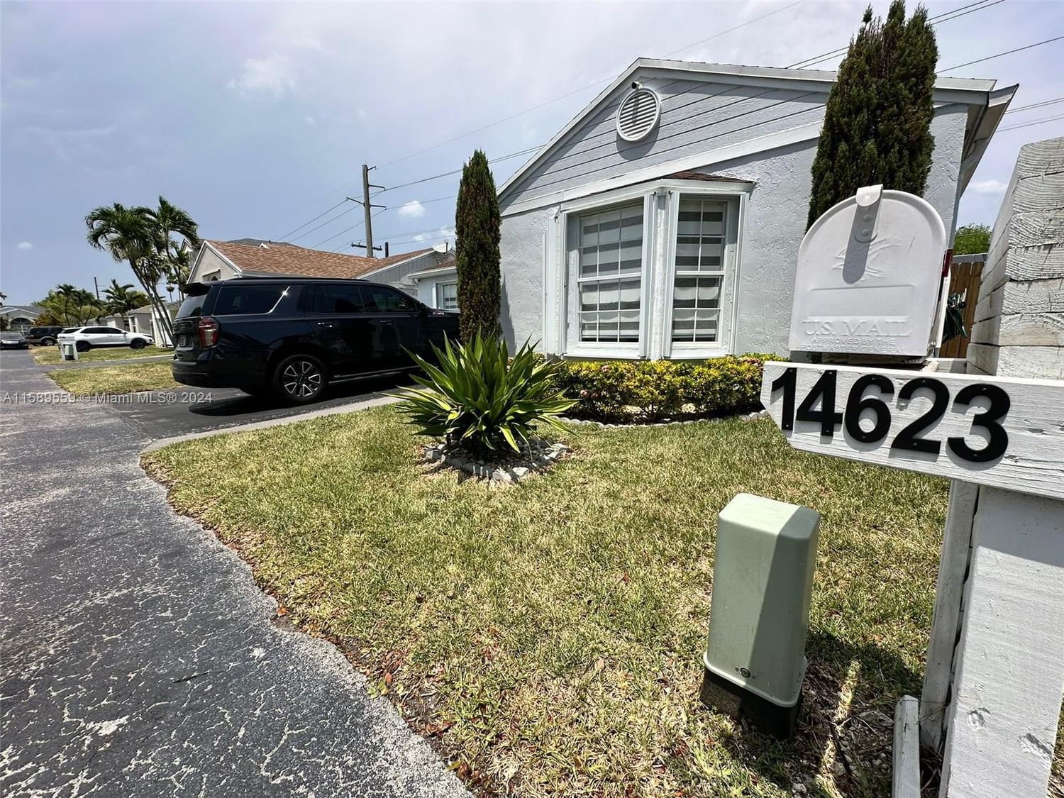 Real estate property located at 14623 125th Pl, Miami-Dade County, DEERWOOD VILLAS SEC 1, Miami, FL