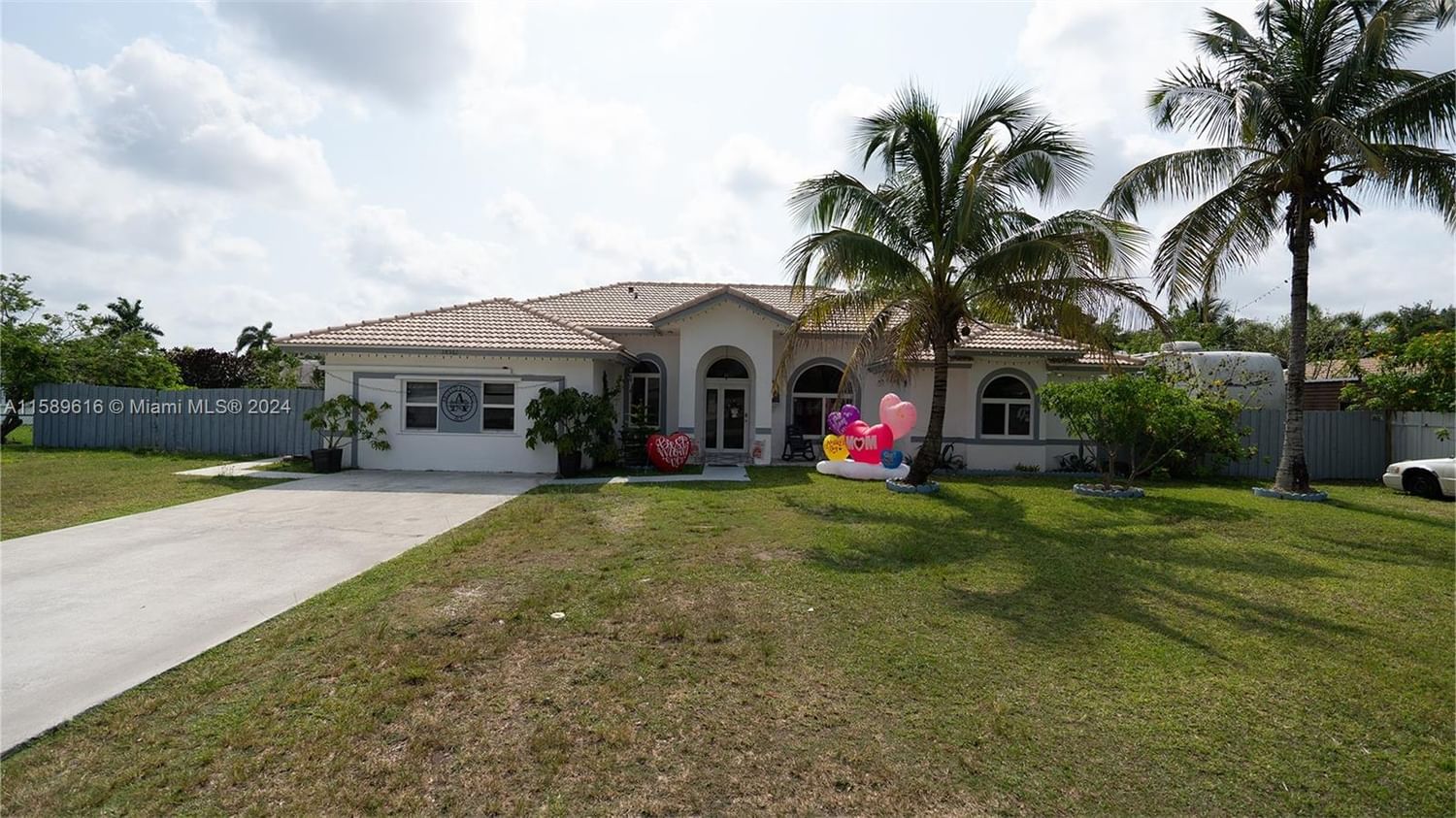 Real estate property located at 28361 158th Ave, Miami-Dade County, REDAVO ESTATES 2ND ADDN, Homestead, FL