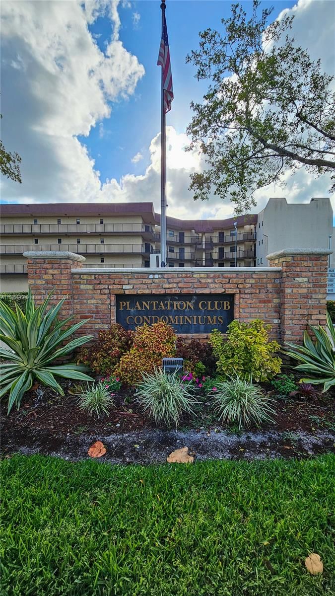 Real estate property located at 6855 Broward Blvd #201, Broward County, PLANTATION CLUB B CONDO, Plantation, FL