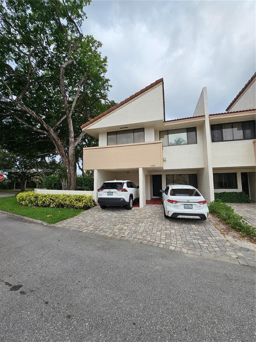 Real estate property located at 1699 Cypress Pointe Dr #1699, Broward, CYPRESS POINTE CONDO, Coral Springs, FL