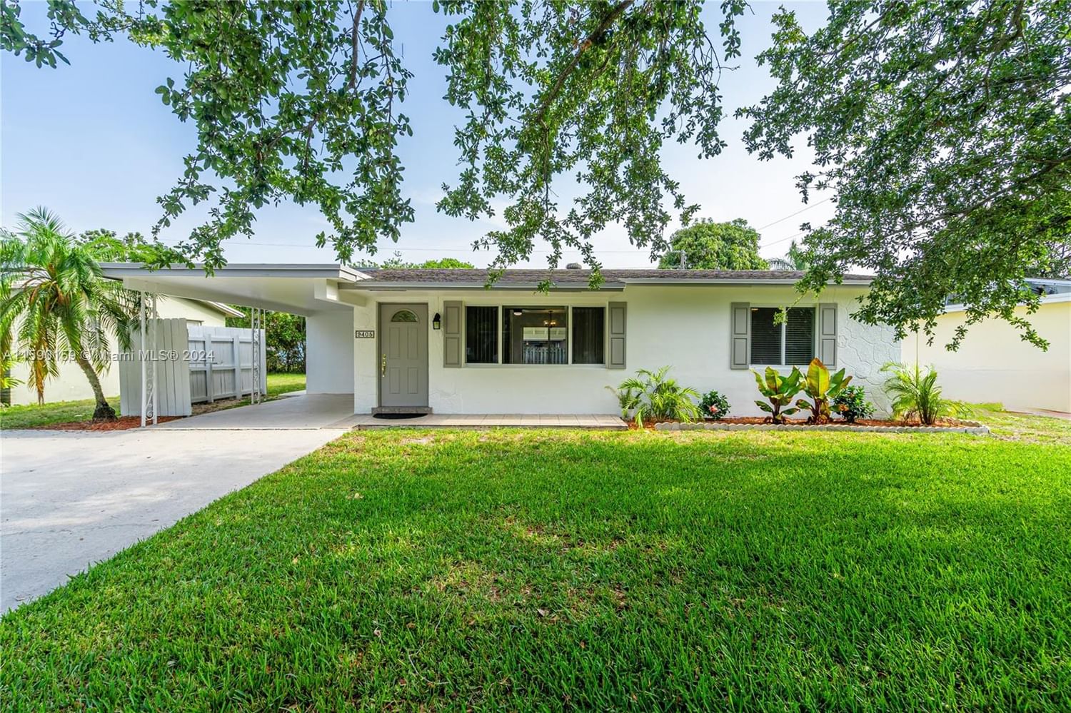 Real estate property located at 9405 53rd St, Broward County, SUMMERTIME ISLES, Cooper City, FL