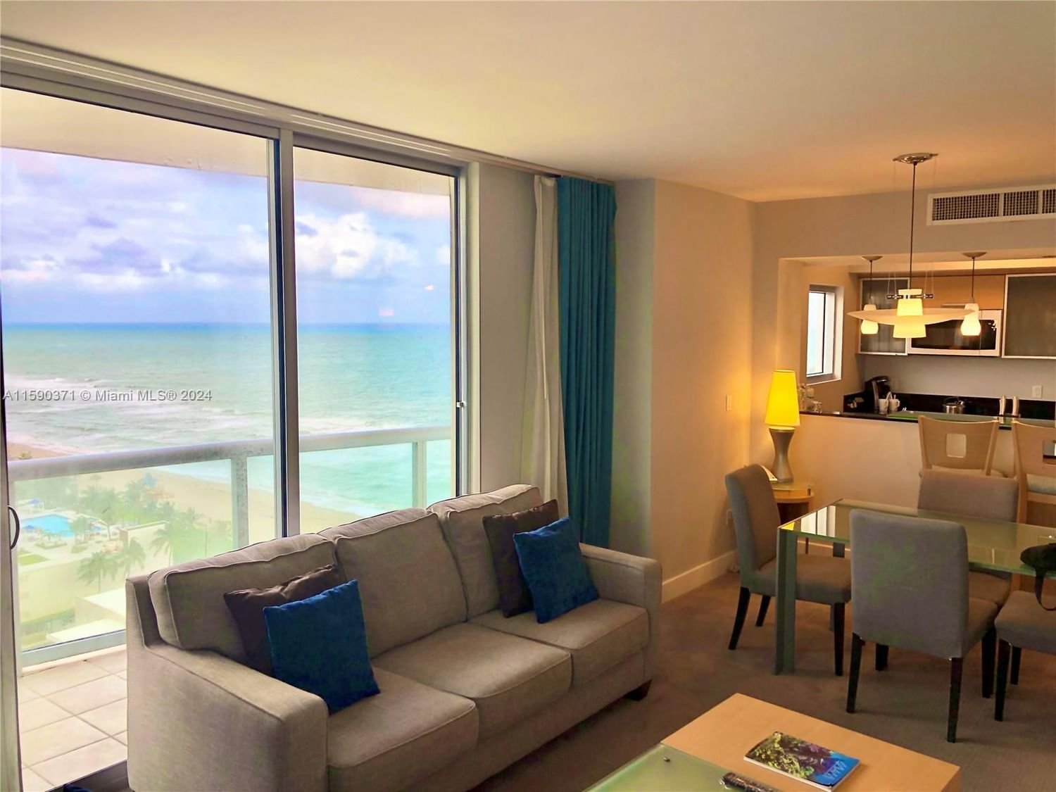 Real estate property located at 18683 Collins Ave #1907, Miami-Dade County, M RESORT RESIDENCES CONDO, Sunny Isles Beach, FL