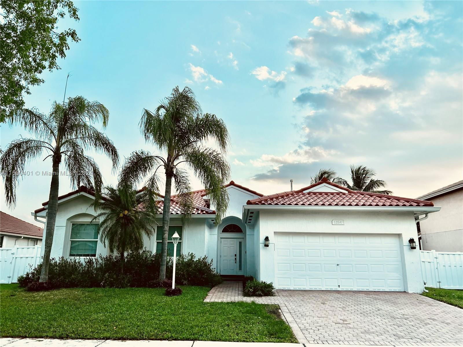 Real estate property located at 1264 140th Ter, Broward, PEMBROKE FALLS PHASE 5, Pembroke Pines, FL