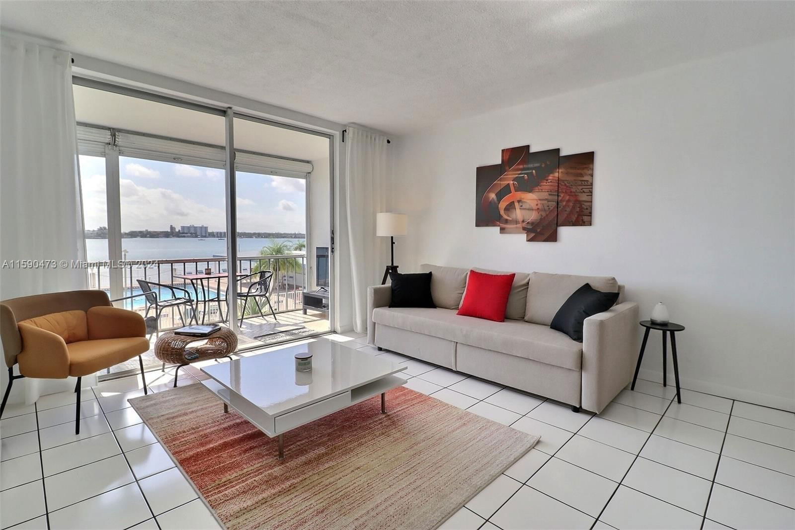 Real estate property located at 3010 Marcos Dr R209, Miami-dade, Point East Sec 4 Condo, Aventura, FL
