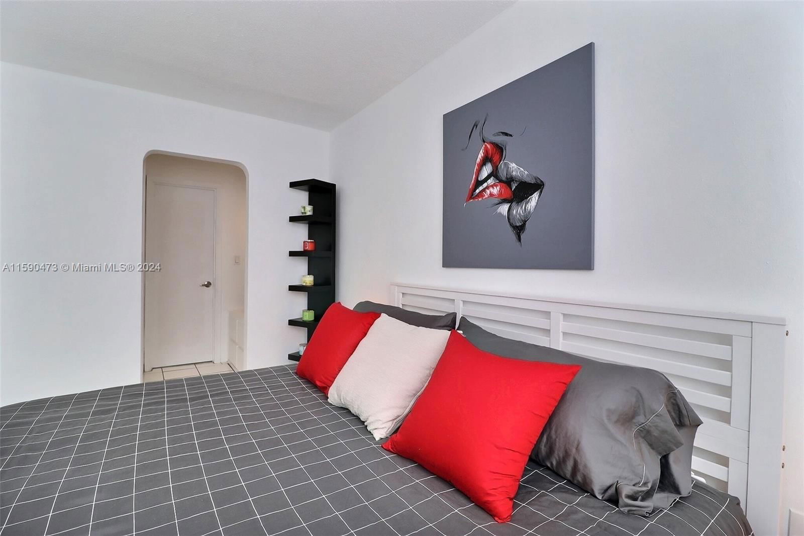 Real estate property located at 3010 Marcos Dr R209, Miami-dade, Point East Sec 4 Condo, Aventura, FL
