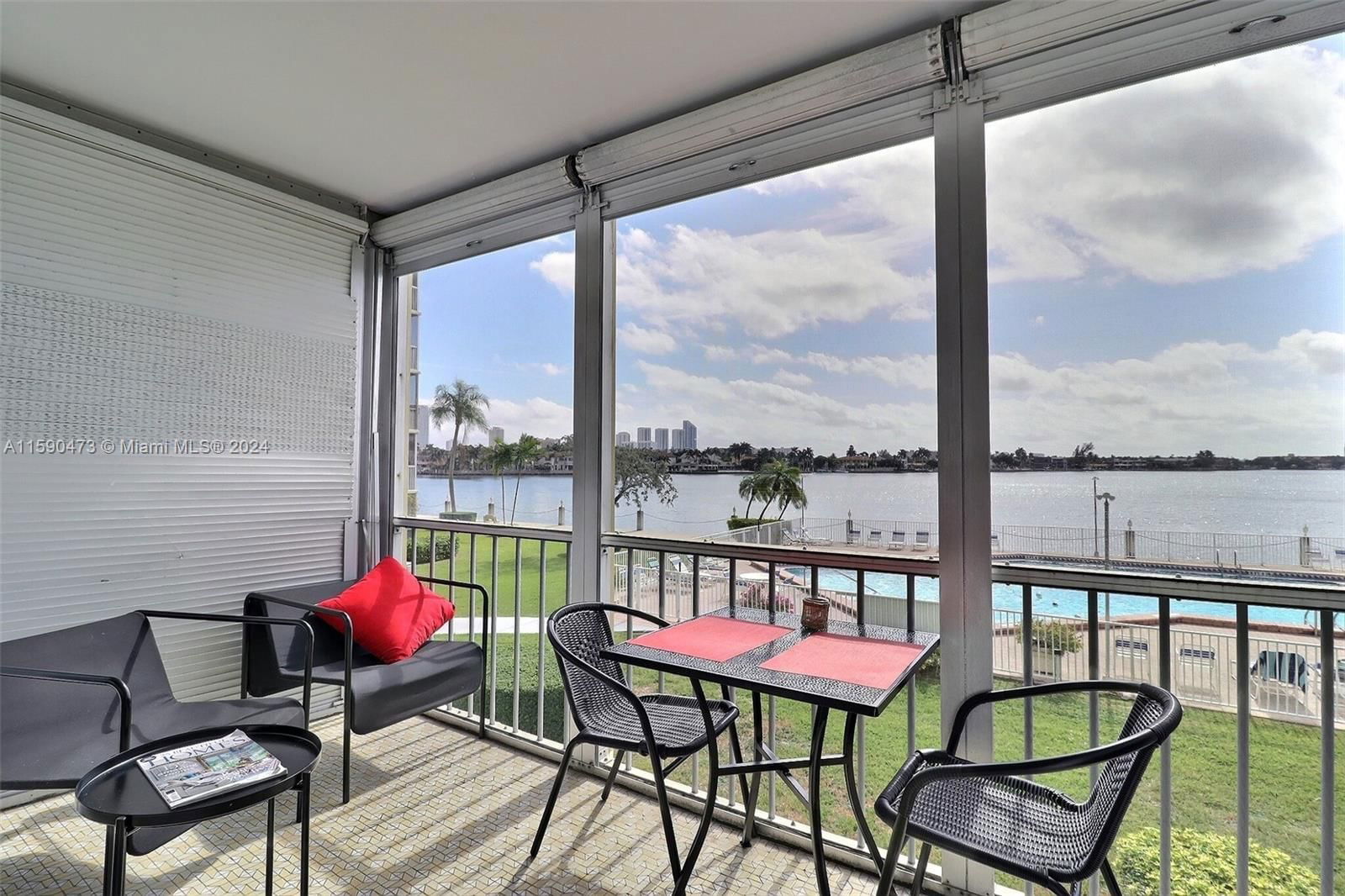 Real estate property located at 3010 Marcos Dr R209, Miami-dade, Point East Sec 4 Condo, Aventura, FL