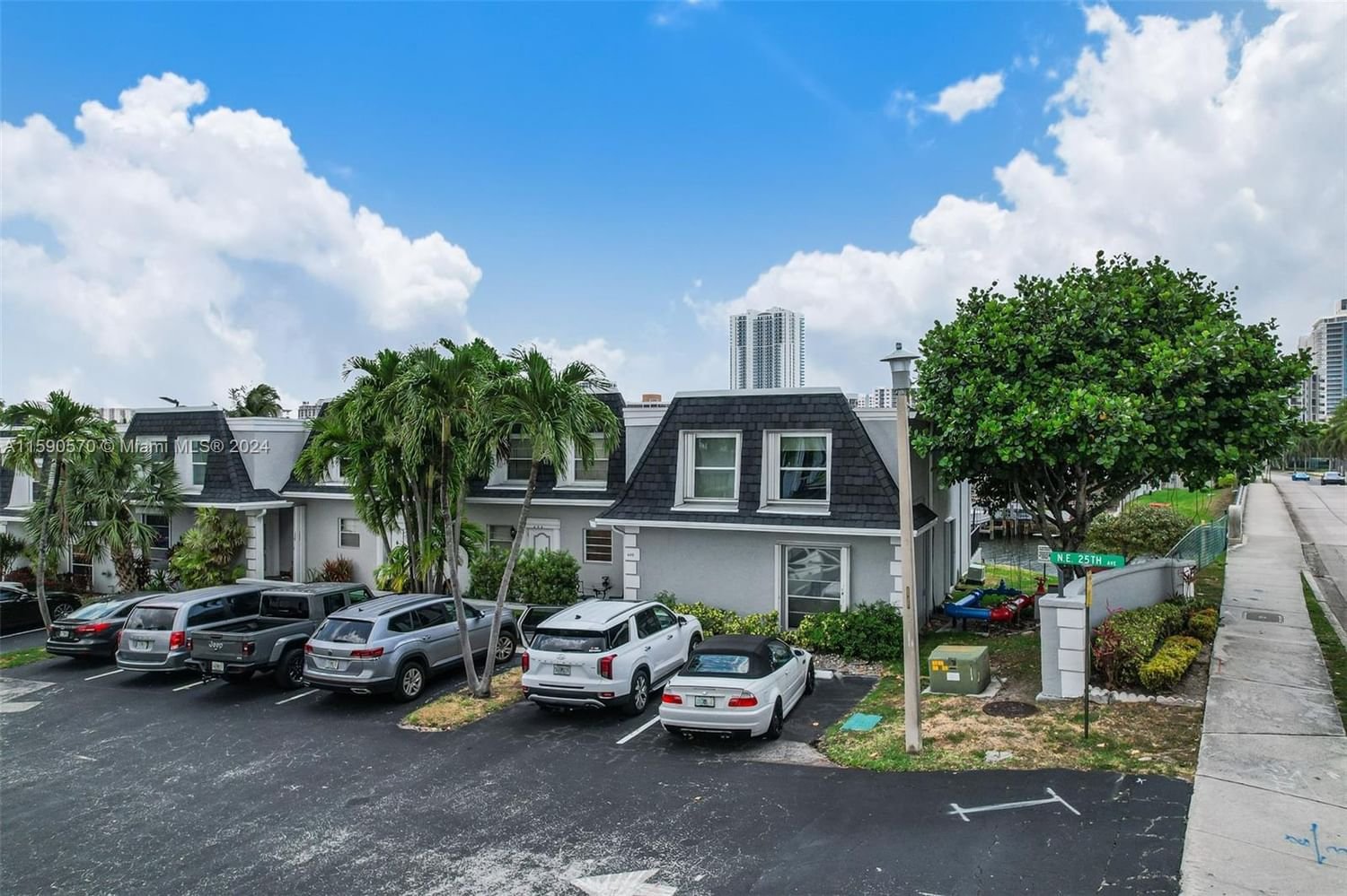 Real estate property located at 600 25th Ave #45, Broward County, VENETIAN PARK I CONDO, Hallandale Beach, FL