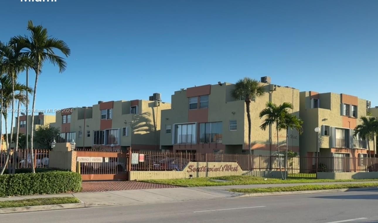 Real estate property located at 9321 4th St #112D, Miami-Dade County, SOUTH WINDS CONDO WEST, Miami, FL