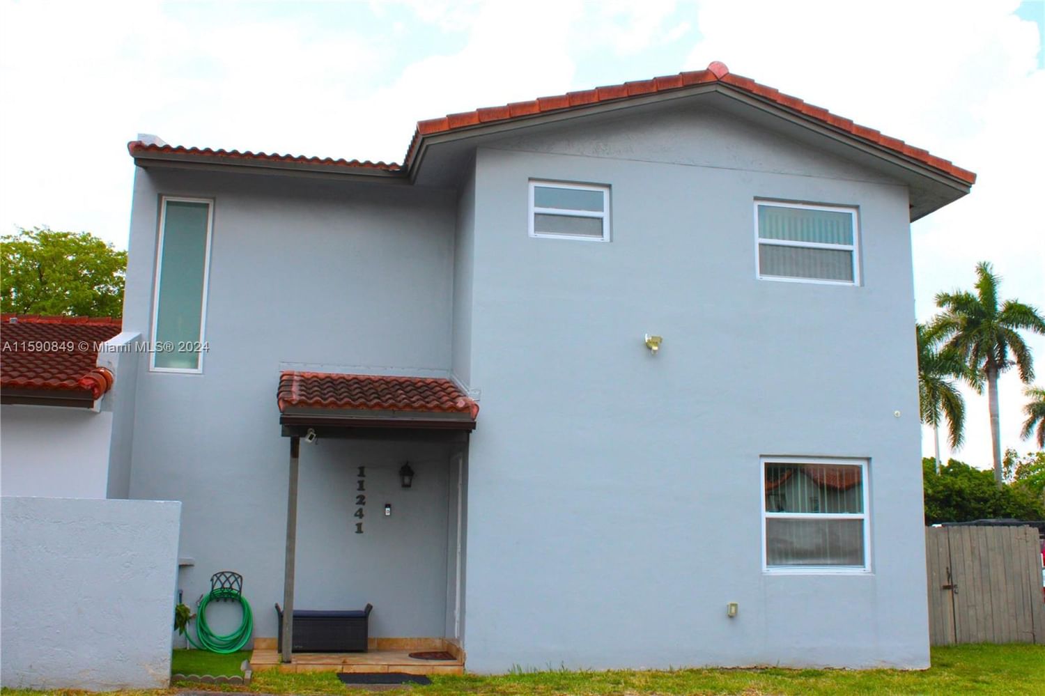 Real estate property located at 11241 24th Ter, Miami-Dade County, LES GARDENS, Miami, FL