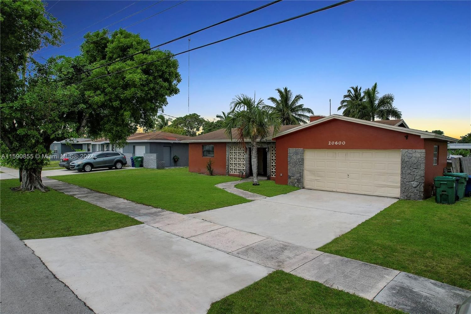 Real estate property located at 20600 2 Ct, Miami-Dade County, ANDOVER, Miami Gardens, FL