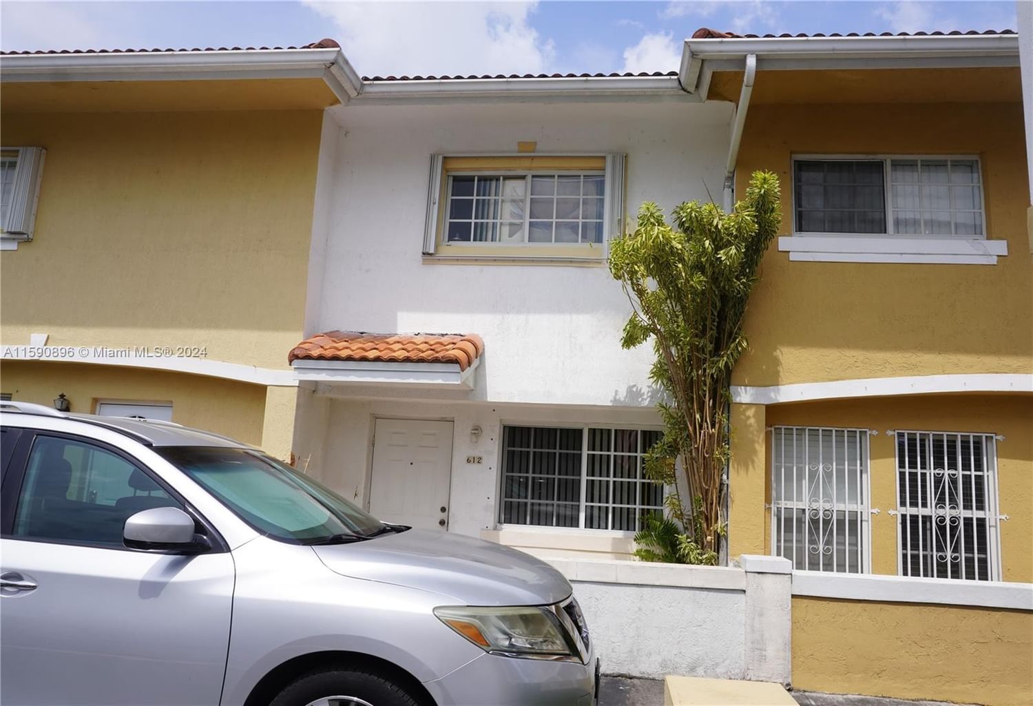 Real estate property located at 355 109th Ave #612, Miami-Dade County, VILLAS DEL ALHAMBRA CONDO, Miami, FL