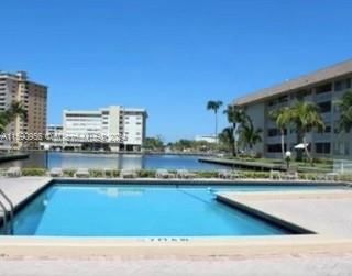 Real estate property located at 1893 Ocean Dr #110, Broward County, ISLANDS-MARTINIQUE CONDO, Hallandale Beach, FL