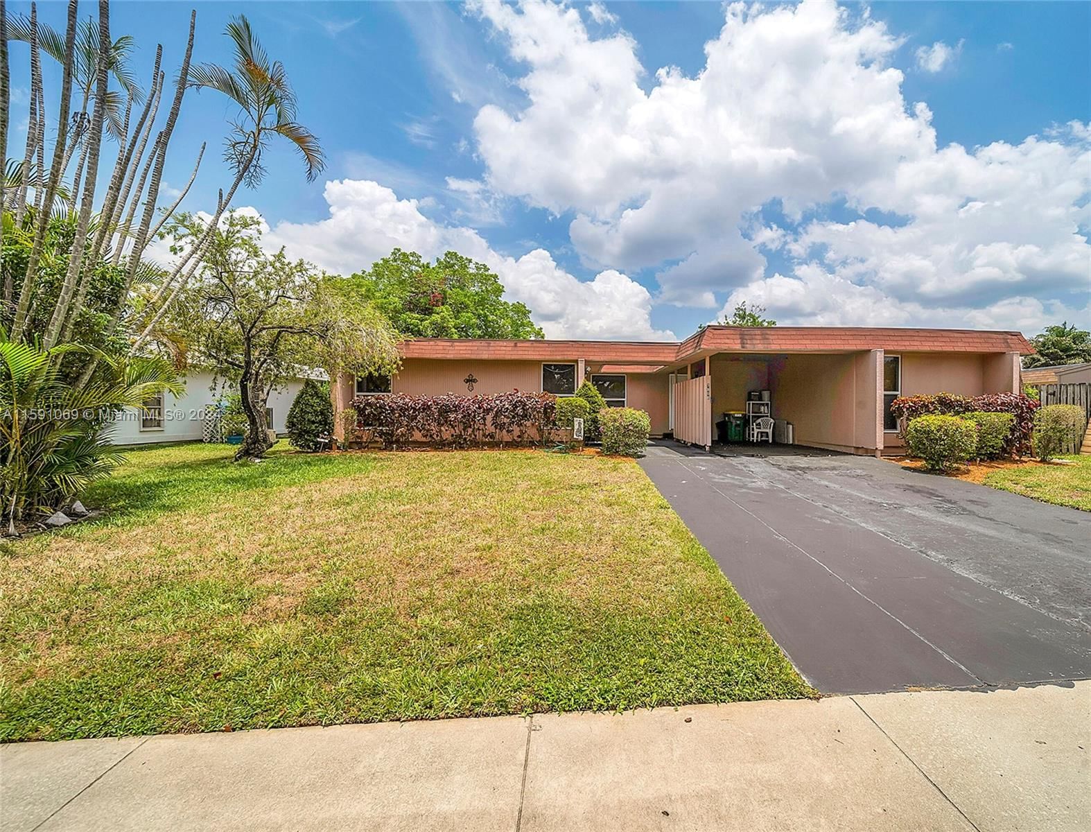 Real estate property located at 7808 74th Ave, Broward, HEATHGATE, Tamarac, FL