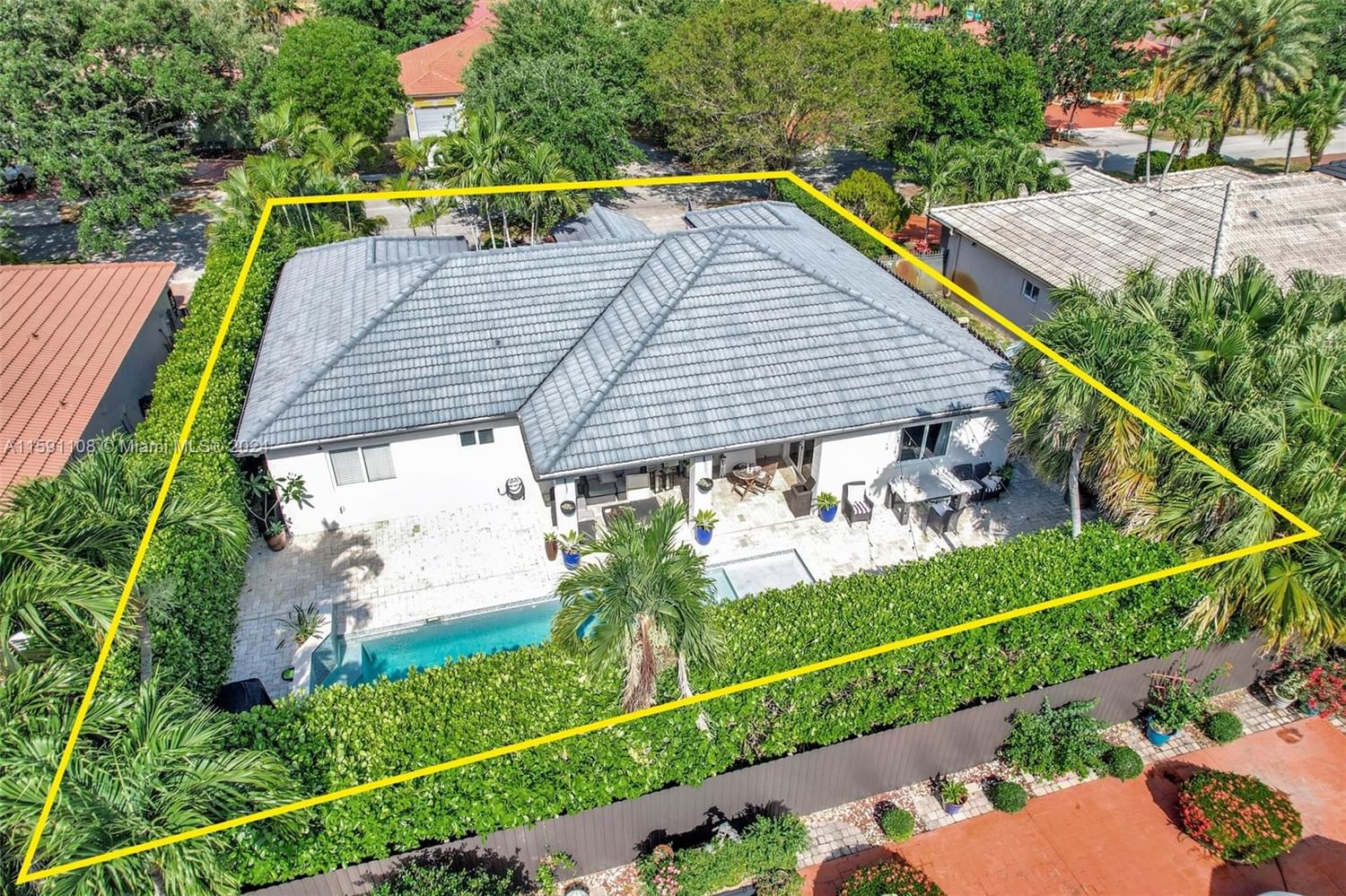 Real estate property located at 17713 87th Pl, Miami-Dade, PALM SPRING ESTATES, Hialeah, FL