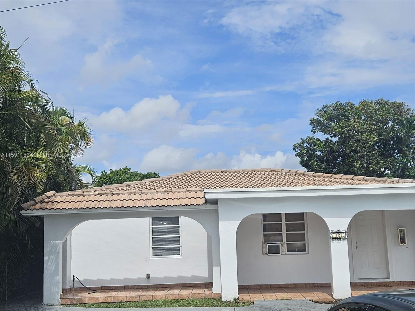 Real estate property located at 526 64th Ave, Miami-Dade County, FAIRLAWN, Miami, FL