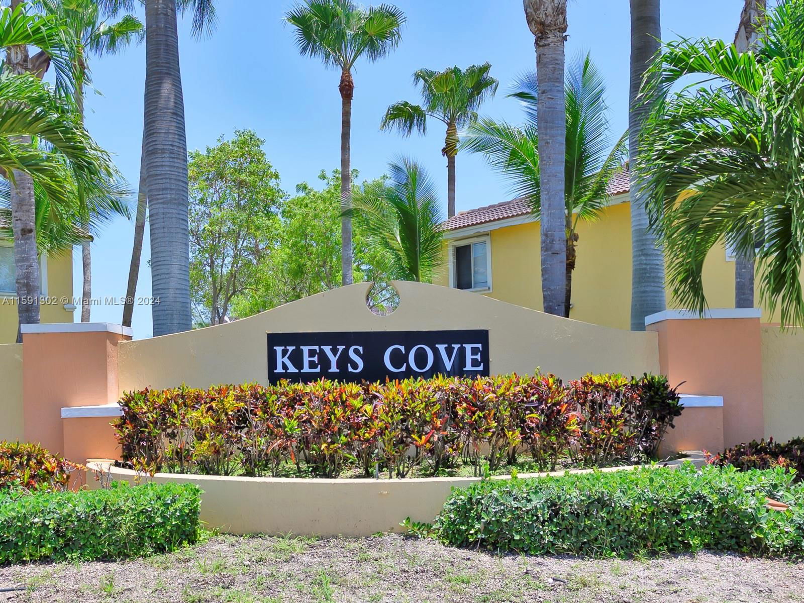 Real estate property located at 2723 15th Rd #104, Miami-Dade County, SHOMA TOWNHOMES AT KEYSCO, Homestead, FL