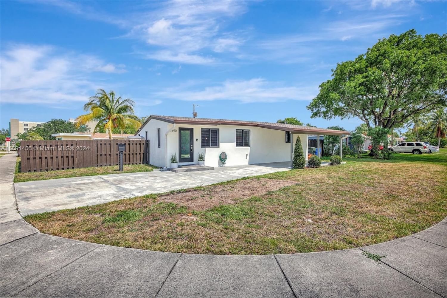 Real estate property located at 5690 8th Ave, Broward County, COLLIER ESTATES FIFTH ADD, Oakland Park, FL