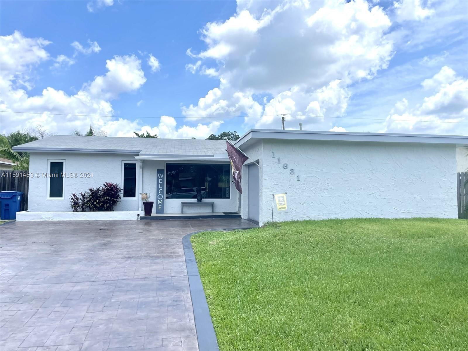 Real estate property located at 11631 29th St, Broward County, SUNRISE GOLF VLG SEC 24, Sunrise, FL