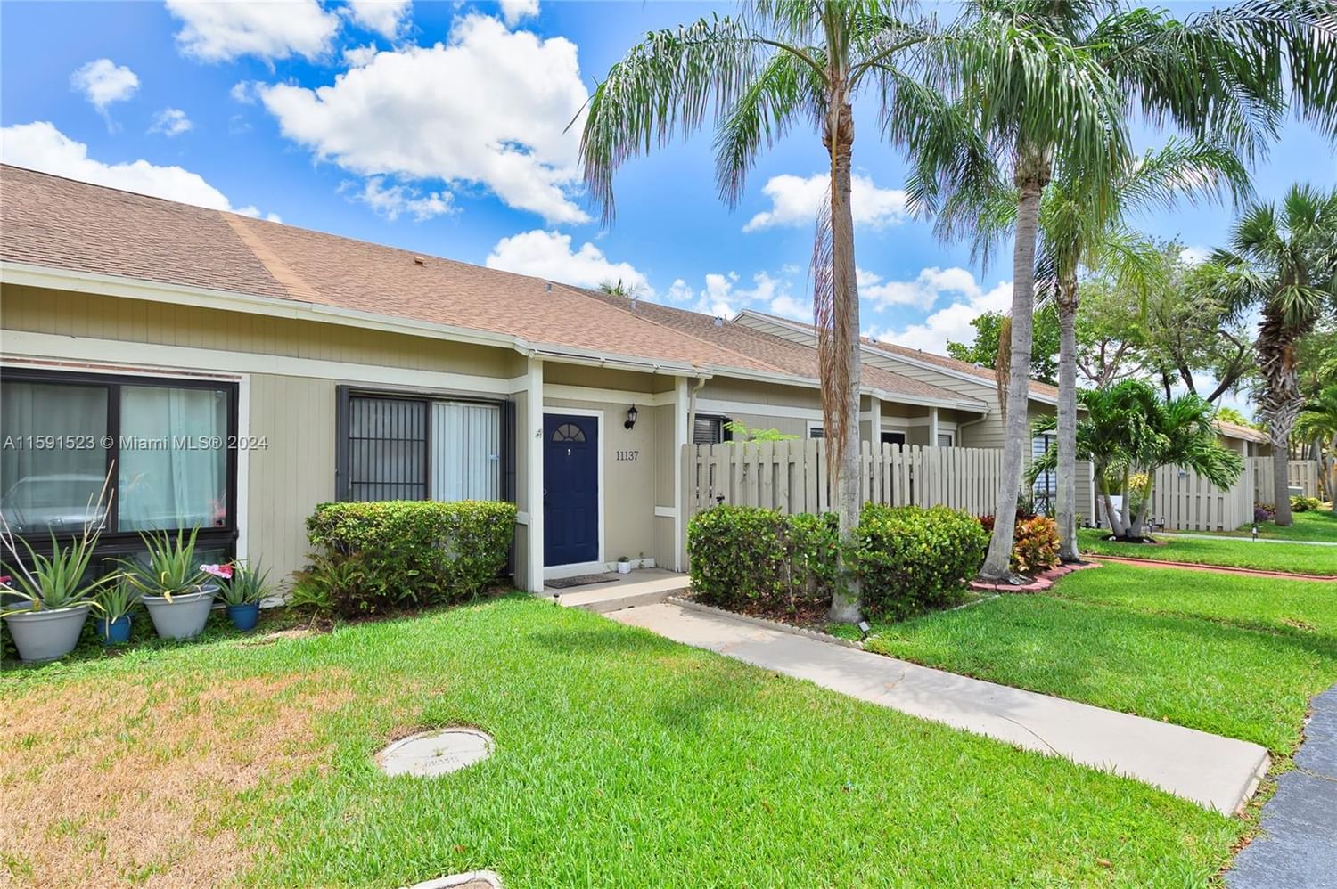 Real estate property located at 11137 37th St #11137, Broward County, WELLEBY NW QUADRANT, Sunrise, FL