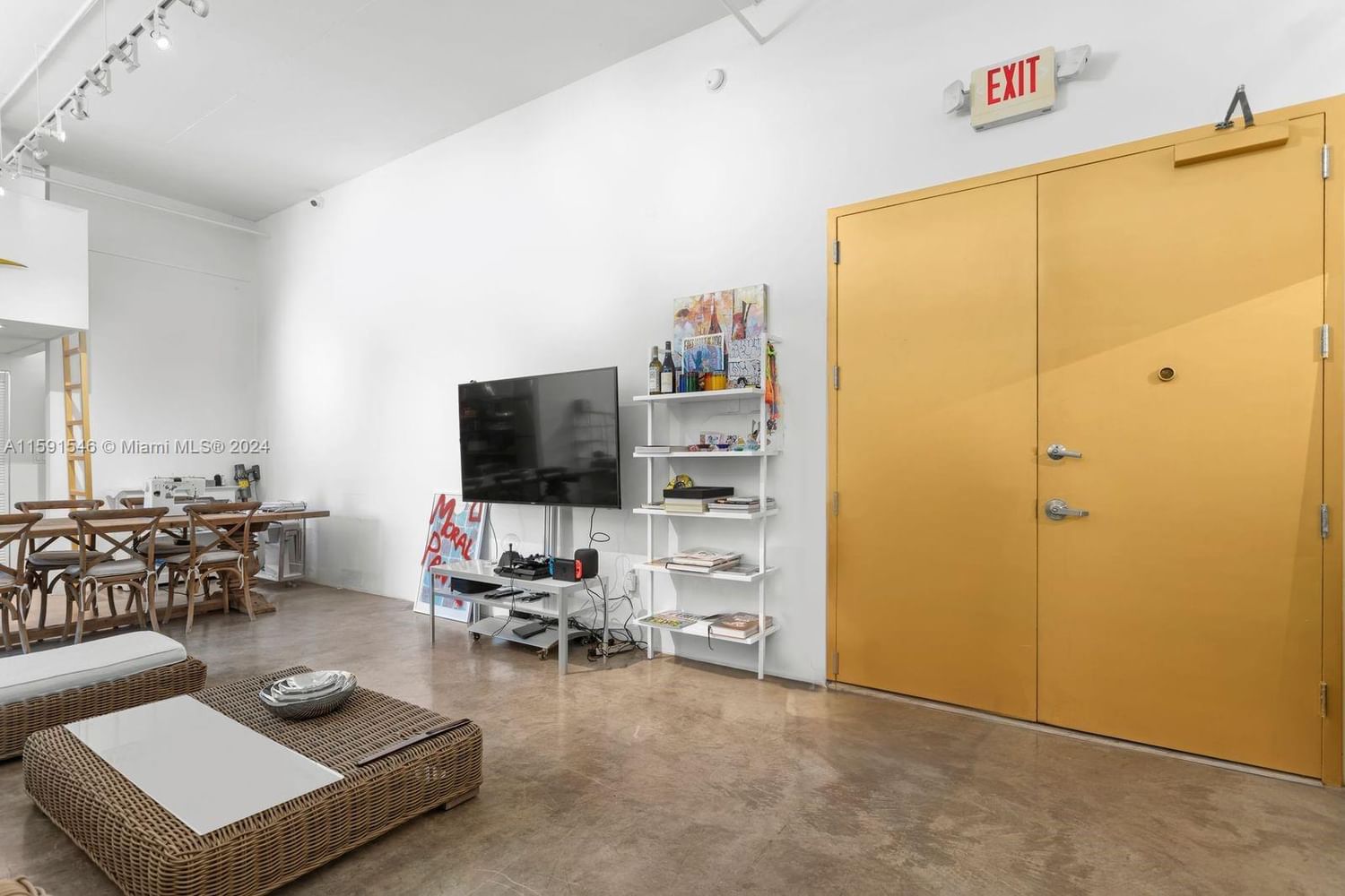 Real estate property located at 250 23rd St #211, Miami-Dade County, WYNWOOD LOFTS CONDO, Miami, FL