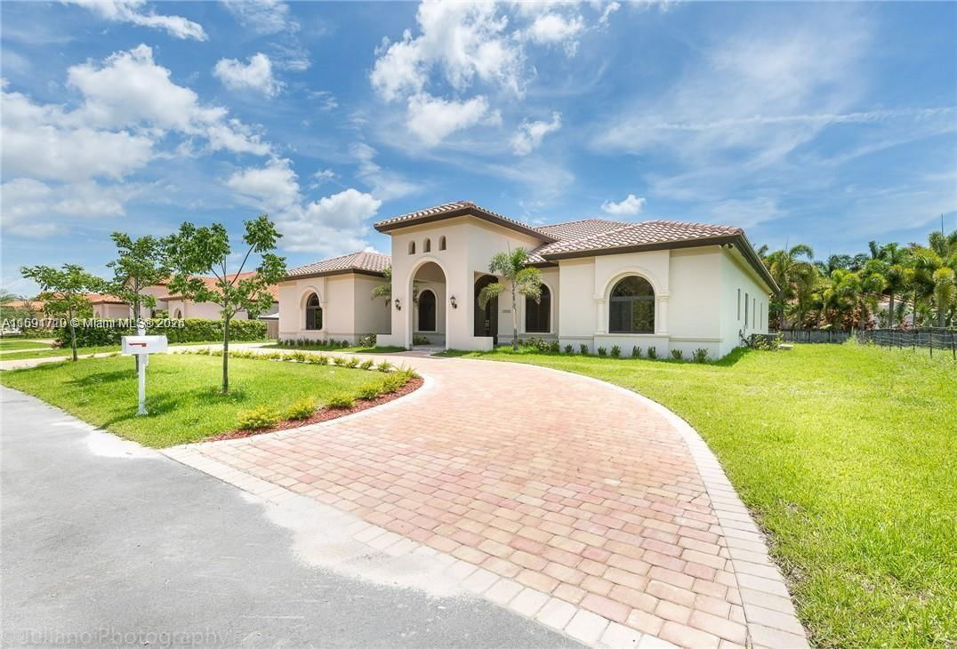 Real estate property located at 13555 106th Ave, Miami-Dade County, Jocelyn Estates, Miami, FL