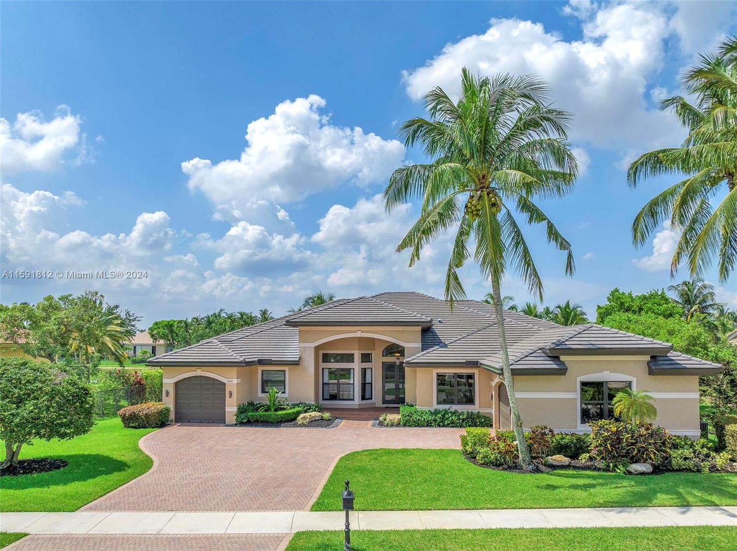 Real estate property located at 15260 34th St, Broward County, RIVERSTONE, Davie, FL