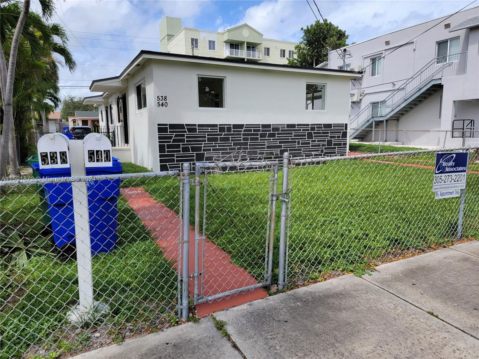 Real estate property located at 540 25th Ct, Miami-Dade, AUSTIN HEIGHTS, Miami, FL