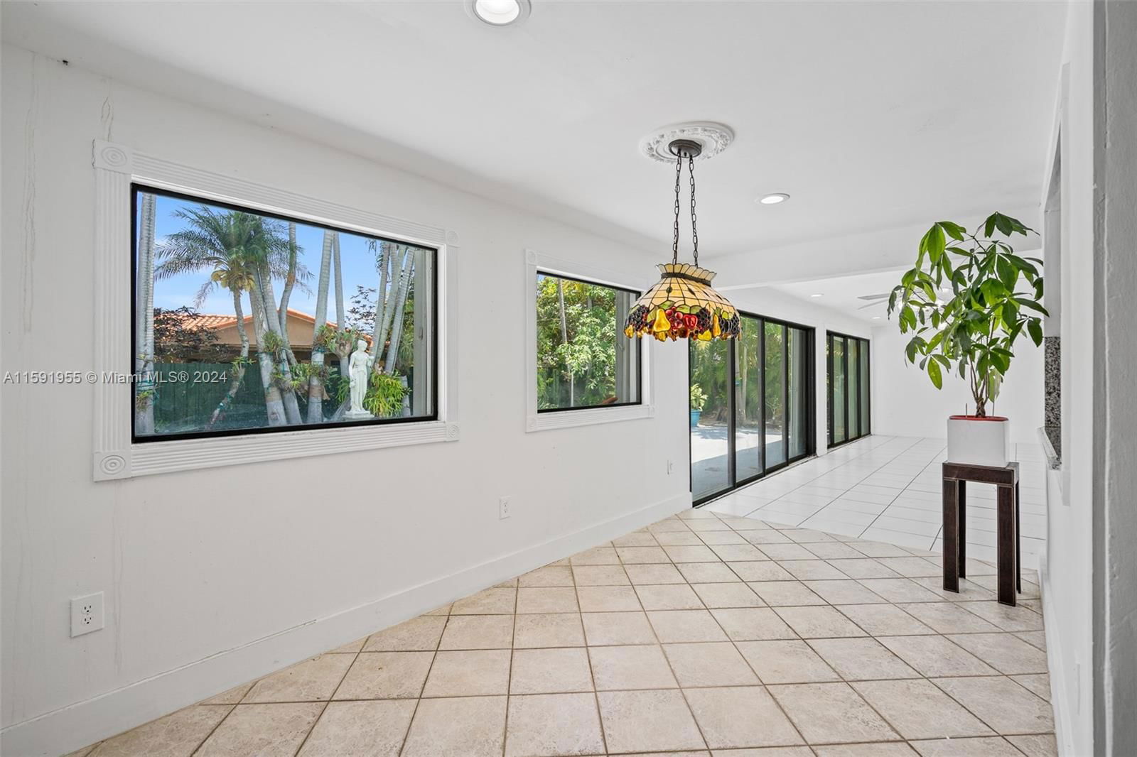 Real estate property located at 9111 12th St, Miami-dade, Westgate Gdns, Miami, FL