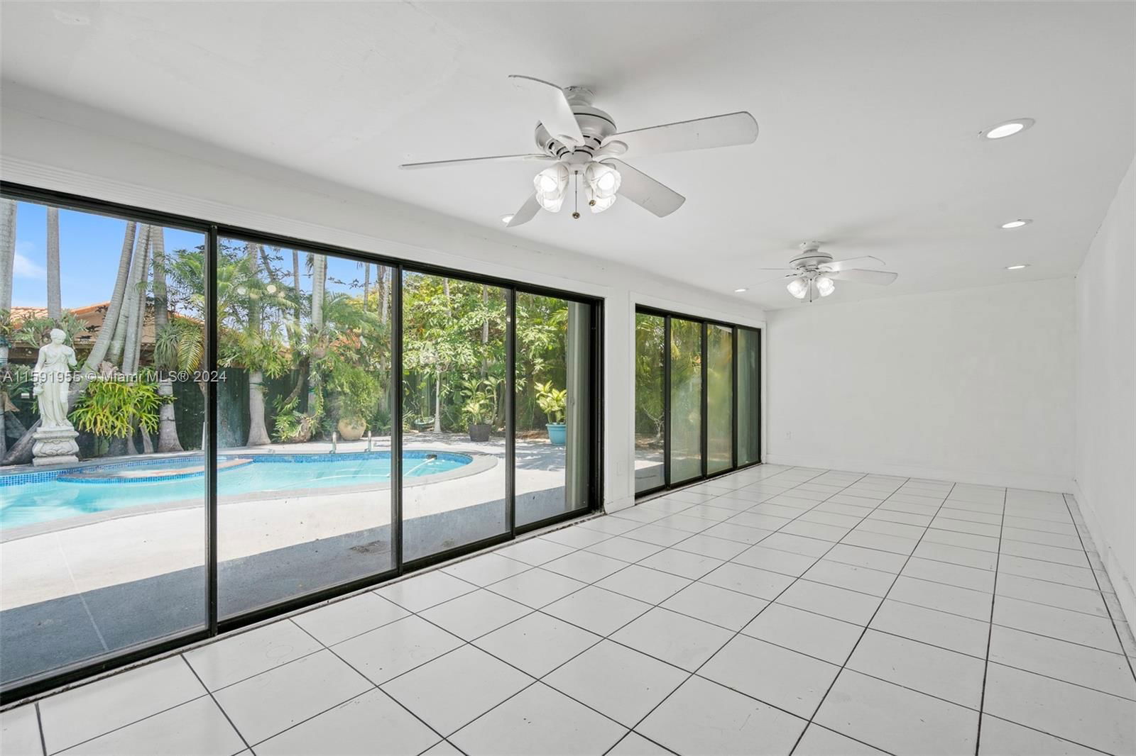 Real estate property located at 9111 12th St, Miami-dade, Westgate Gdns, Miami, FL
