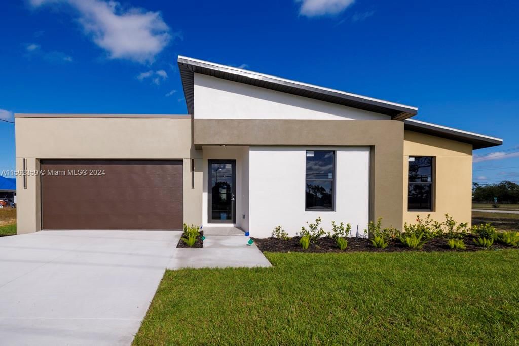 Real estate property located at 1613 NORT GATOR CIRCLE, Lee County, CAPE CORAL, Cape Coral, FL