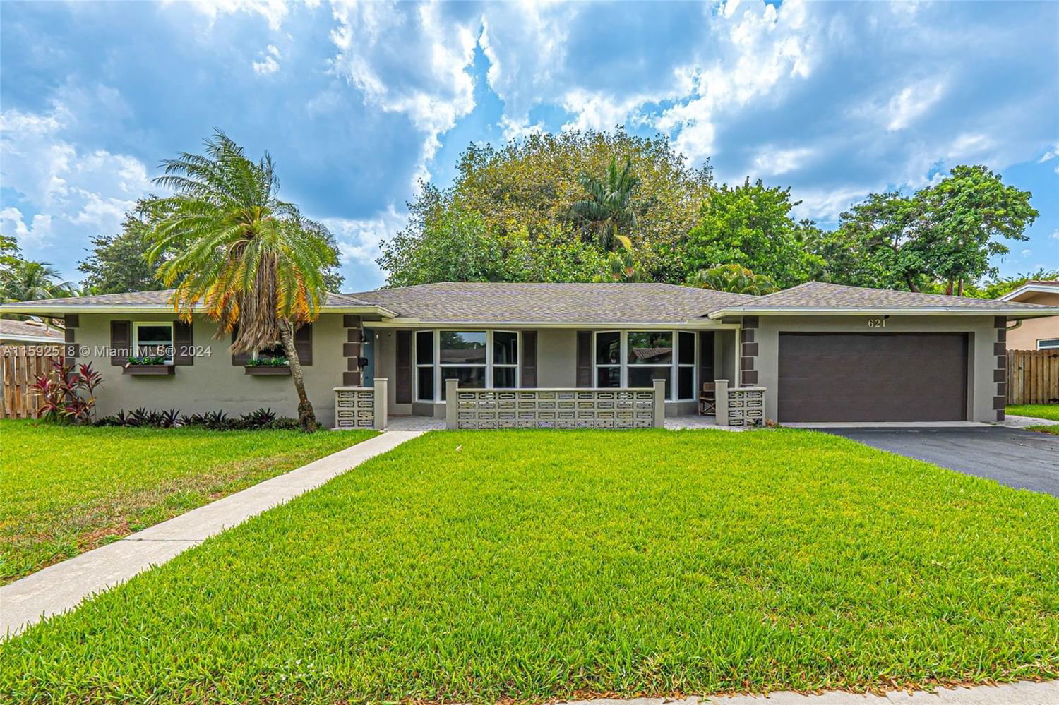 Real estate property located at 621 71st Ave, Broward County, PLANTATIONS SECLUDED GARD, Plantation, FL