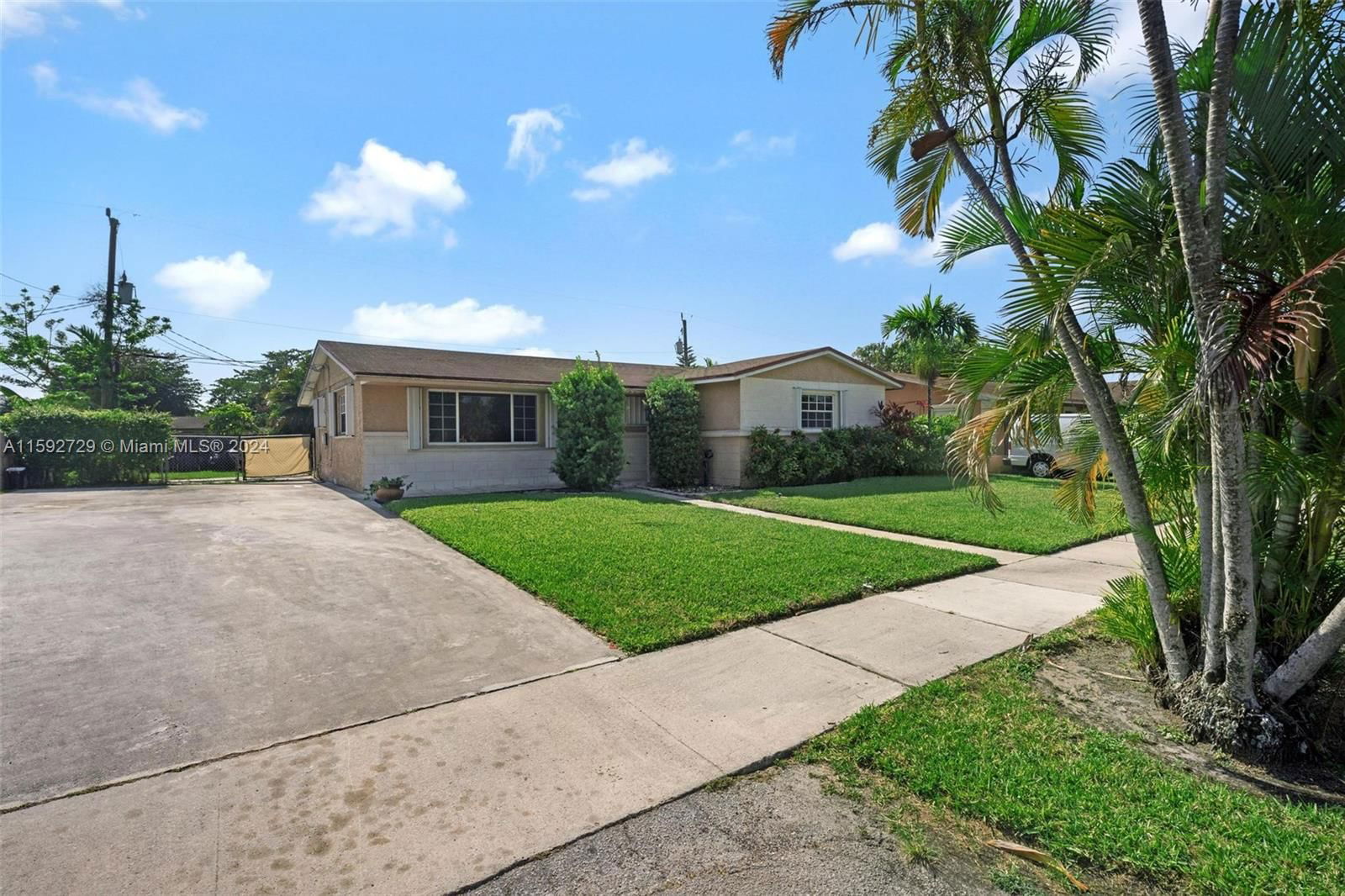 Real estate property located at 20875 1st Ave, Miami-Dade County, ANDOVER 1ST ADDN, Miami Gardens, FL
