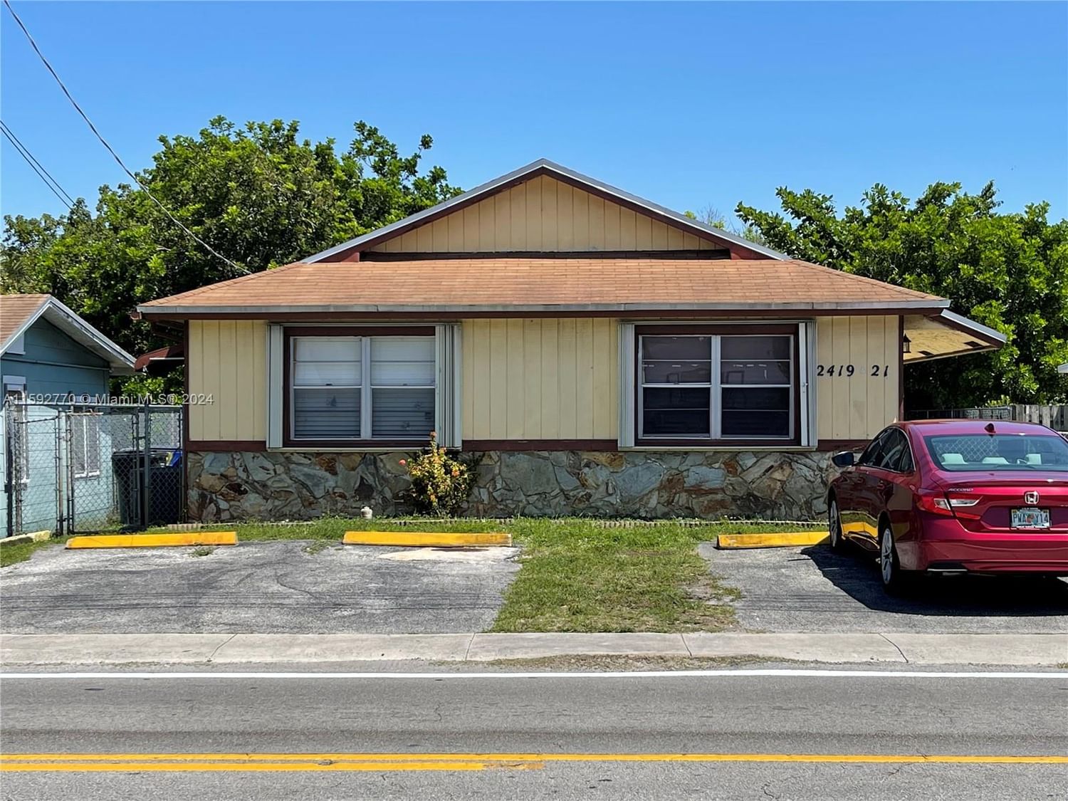 Real estate property located at 2419-2421 Johnson St, Broward, HOLLYWOOD TERRACE, Hollywood, FL