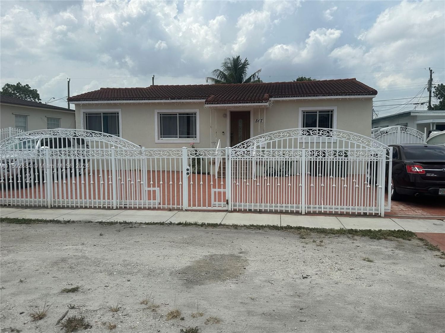 Real estate property located at 567 40th St, Miami-Dade County, HIALEAH 14TH ADDN REV PL, Hialeah, FL