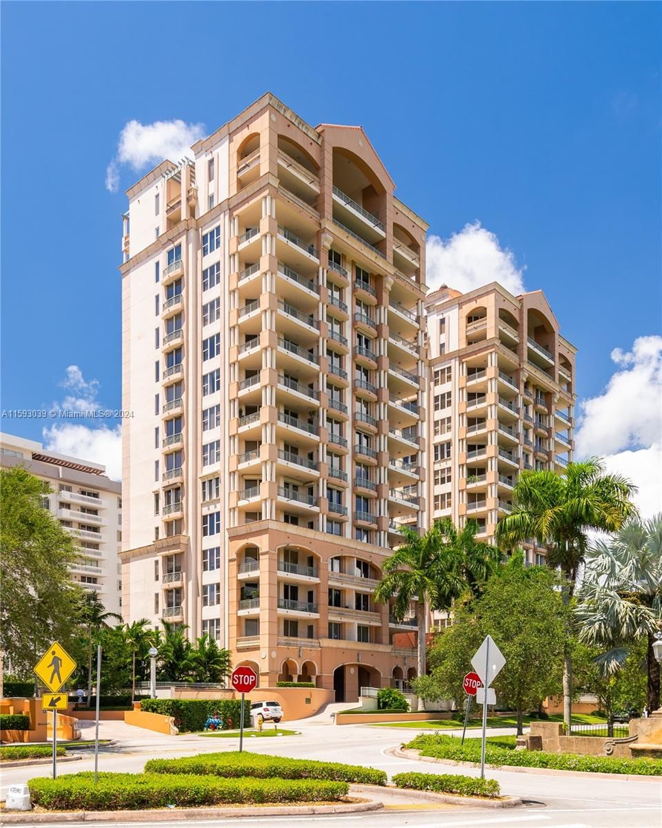 Real estate property located at 626 Coral Way #1201, Miami-Dade County, GABLES ON THE GREEN CONDO, Coral Gables, FL