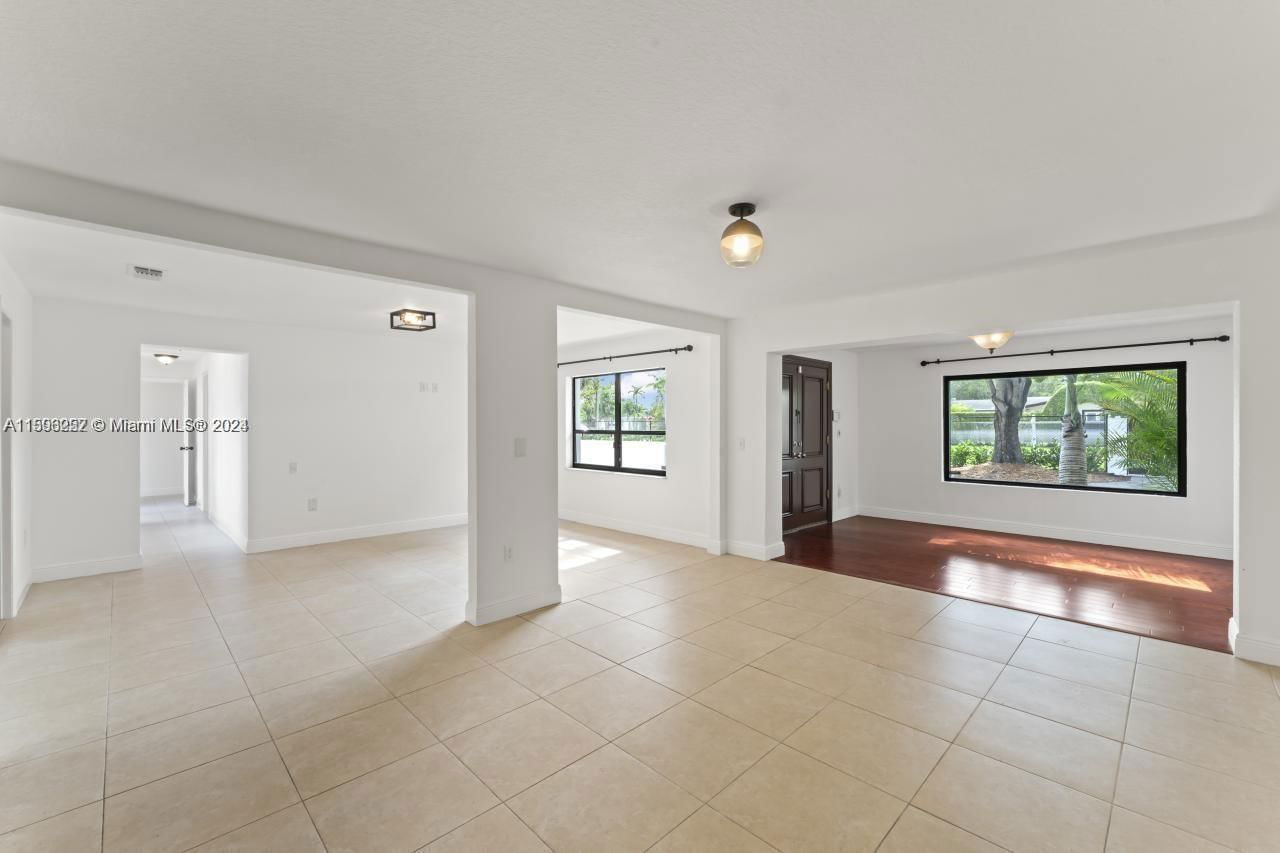 Real estate property located at 10670 87th Ave, Miami-Dade County, -, Miami, FL