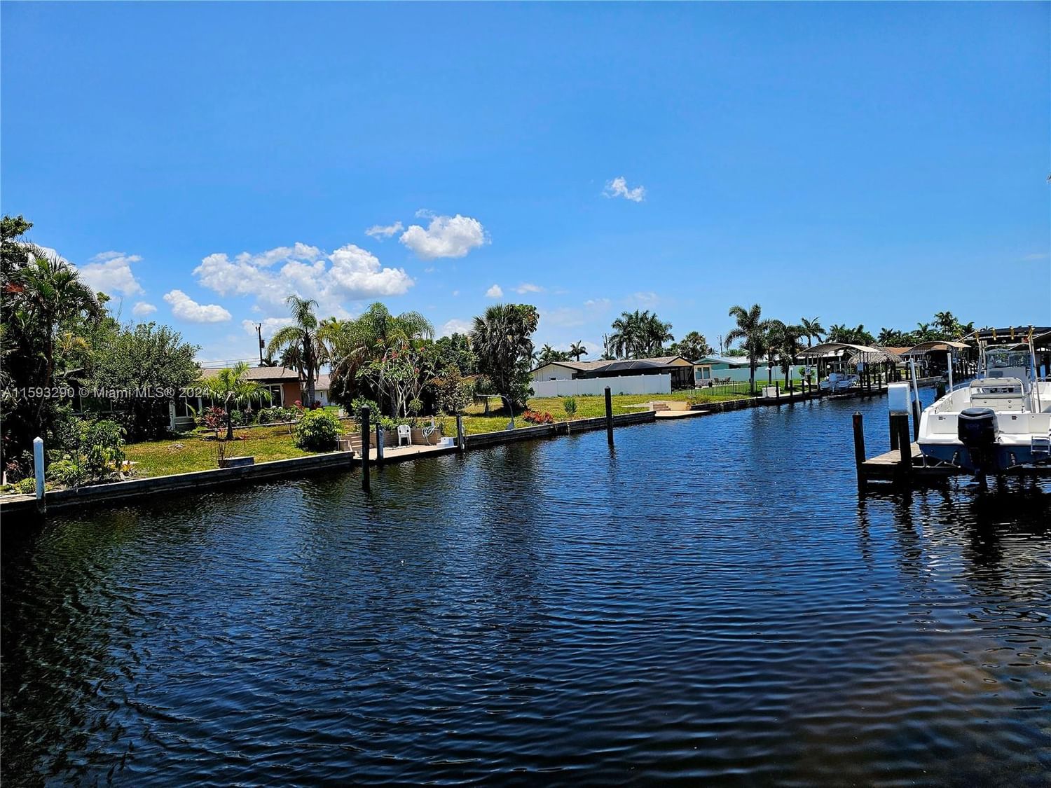 Real estate property located at 5313 Congo Ct, Lee, Cape Coral, FL