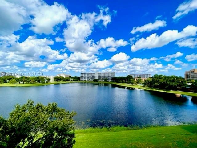 Real estate property located at , Broward, NO 52 PALM-AIRE COUNTRY C, Pompano Beach, FL