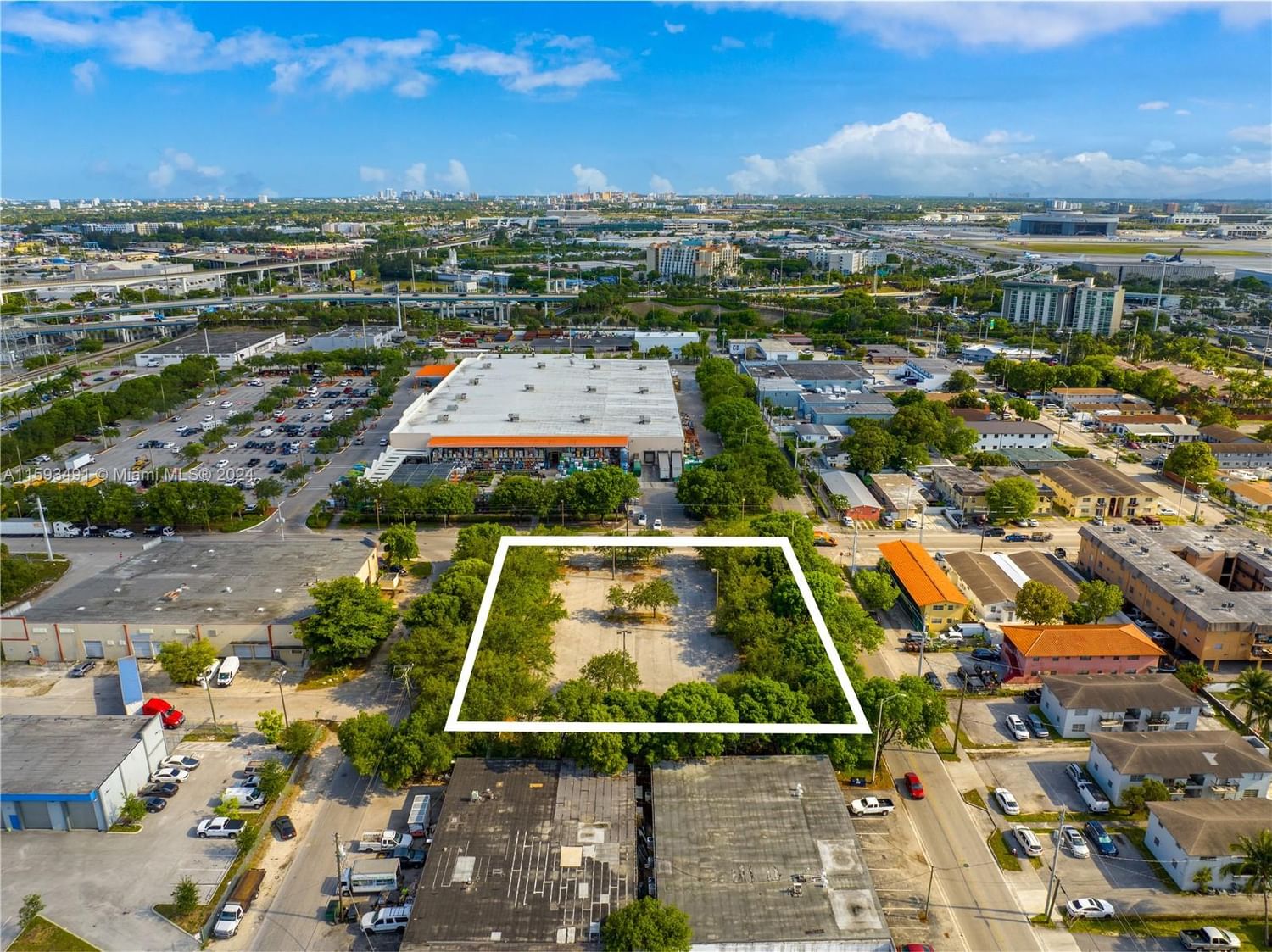 Real estate property located at 955 12th St, Miami-Dade County, Hialeah, FL