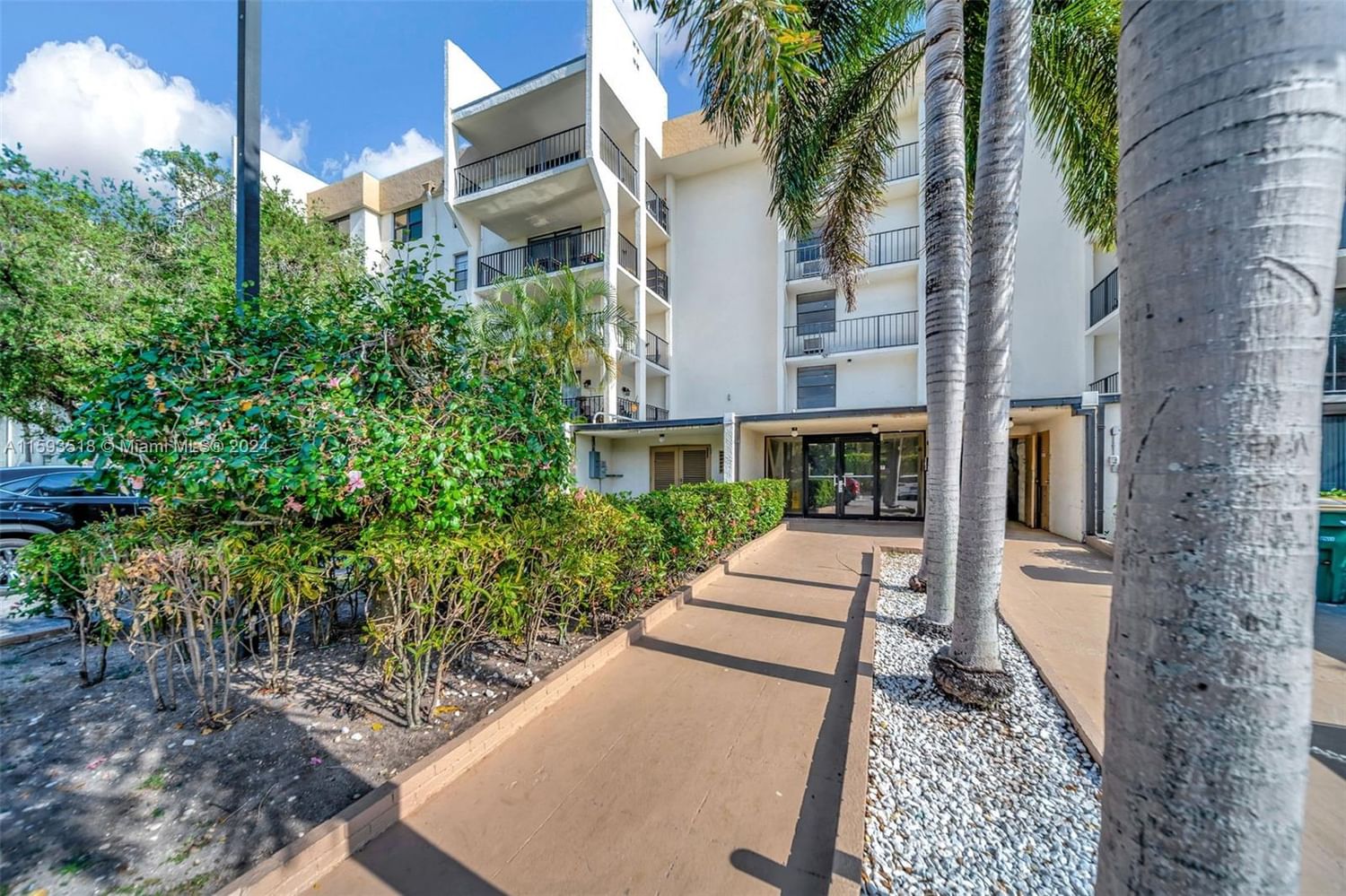 Real estate property located at 6195 Rock Island Rd #411, Broward County, GATE TWO CONDO, Tamarac, FL