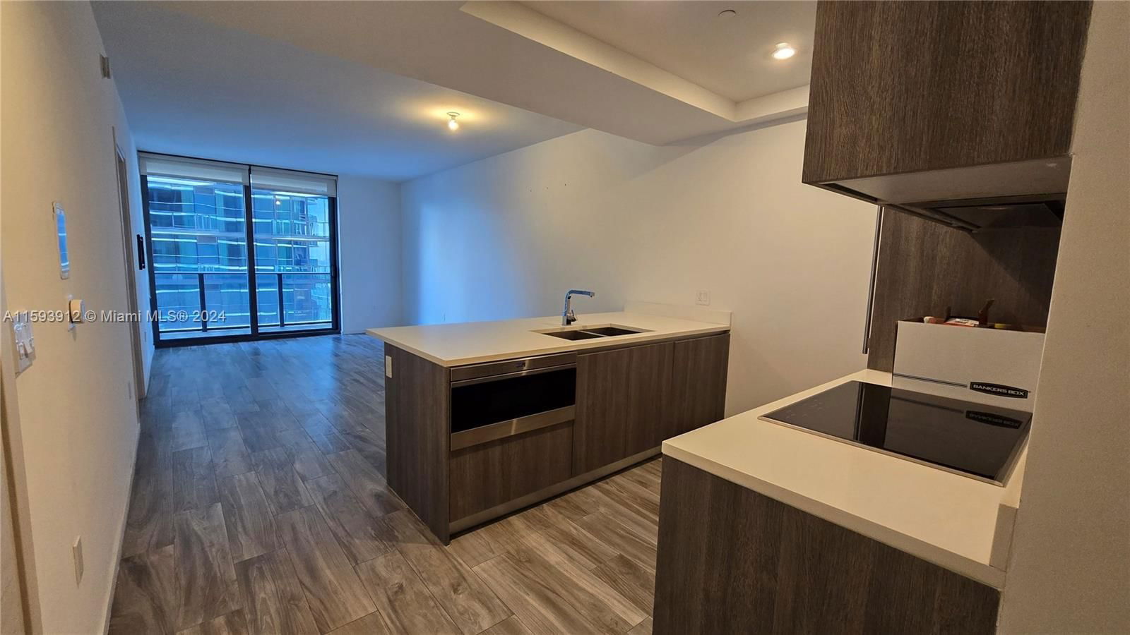 Real estate property located at 801 Miami Ave #1906, Miami-Dade, 801 SMA RESIDENCES CONDO, Miami, FL