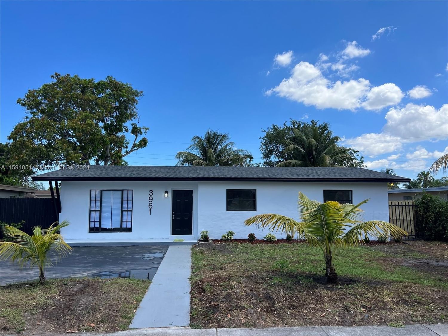 Real estate property located at 3961 173rd Ter, Miami-Dade County, CAROL CITY, Miami Gardens, FL