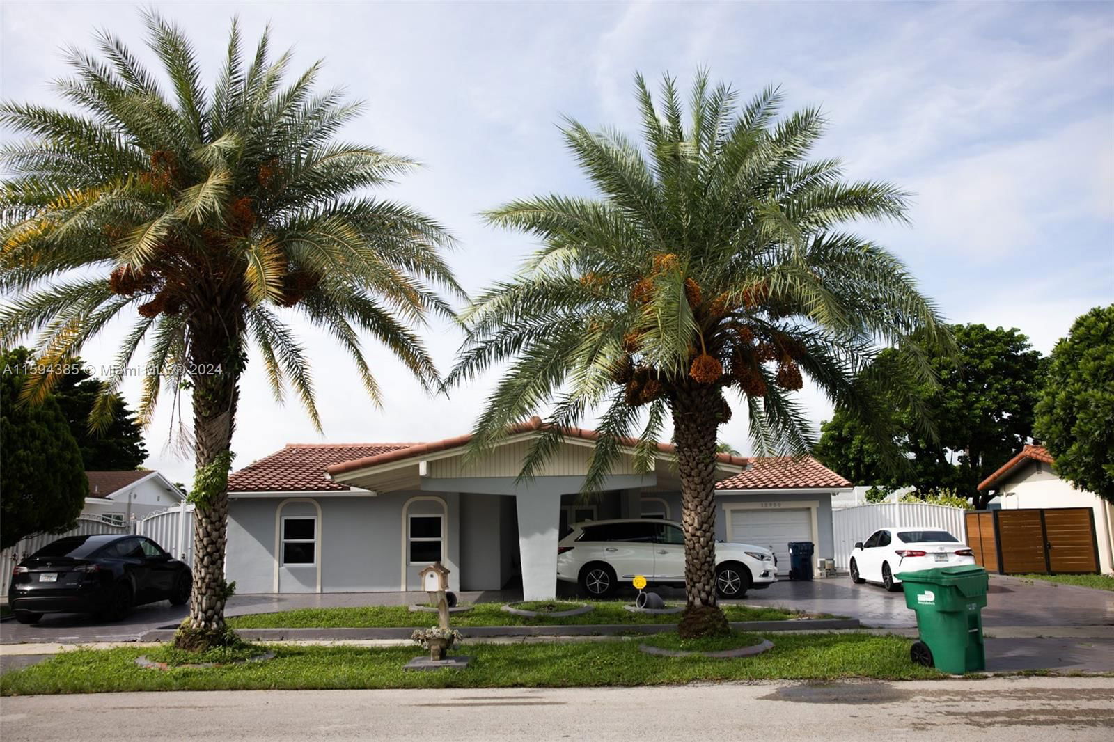 Real estate property located at 12930 83rd St, Miami-Dade County, Winston Park Unit 1, Kendall, FL