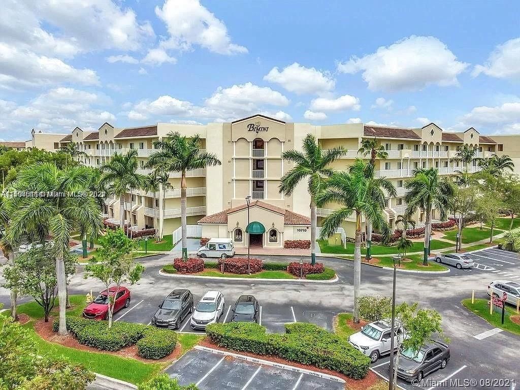 Real estate property located at 10710 66th St #104, Miami-Dade, CAPTIVA CONDO E, Doral, FL